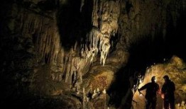 洞法国在线观看,穿越神秘洞穴，探索未知世界